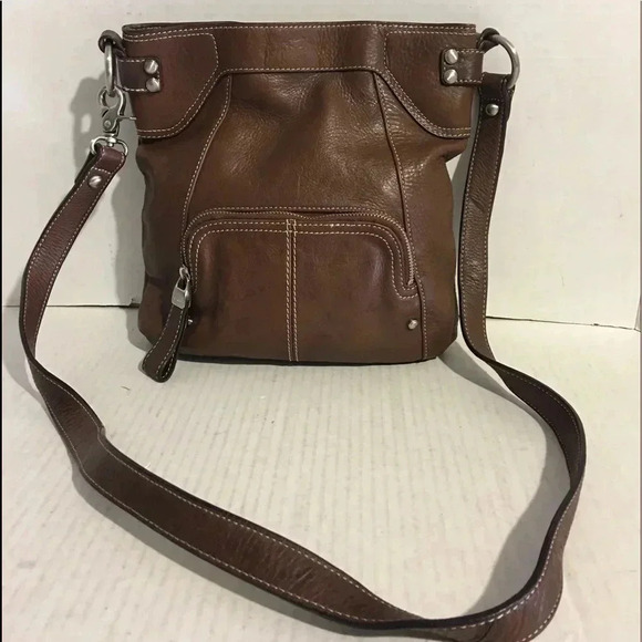 B. Makowsky Brown leather crossbody handbag - Picture 1 of 8